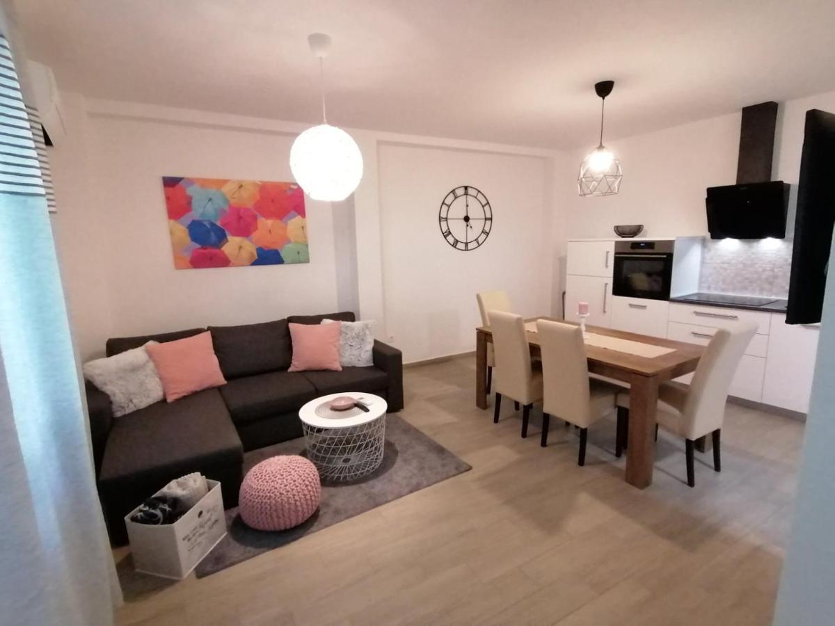 Apartments Pepe Novigrad Istria Eksteriør billede